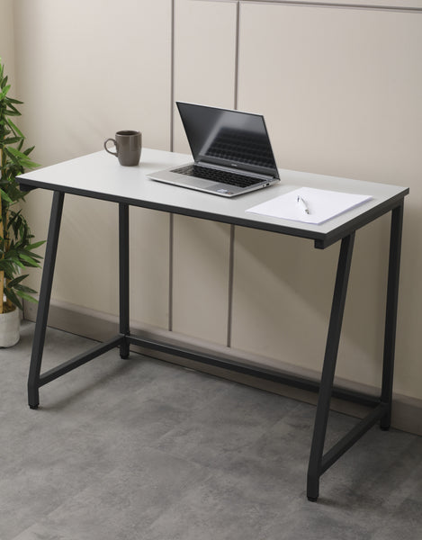 LUMA Study Desk, Computer and Office Table, Modern Design, Writing Desk