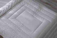 100% Natural Wool Comforter, Quilted Sateen Cotton Cover, Medium Weight, Hypoallergenic, Temperature Regulator